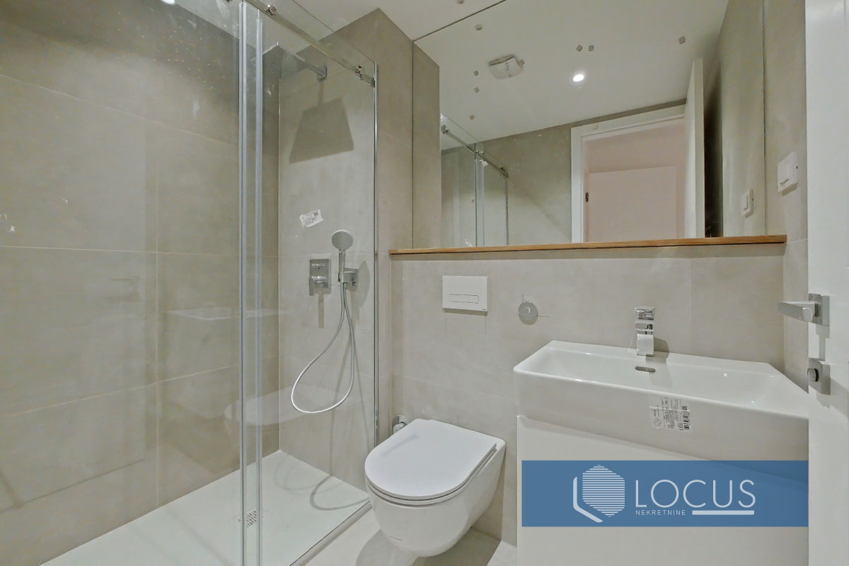 9 Kupatilo-Spavaca-Soba1.jpg